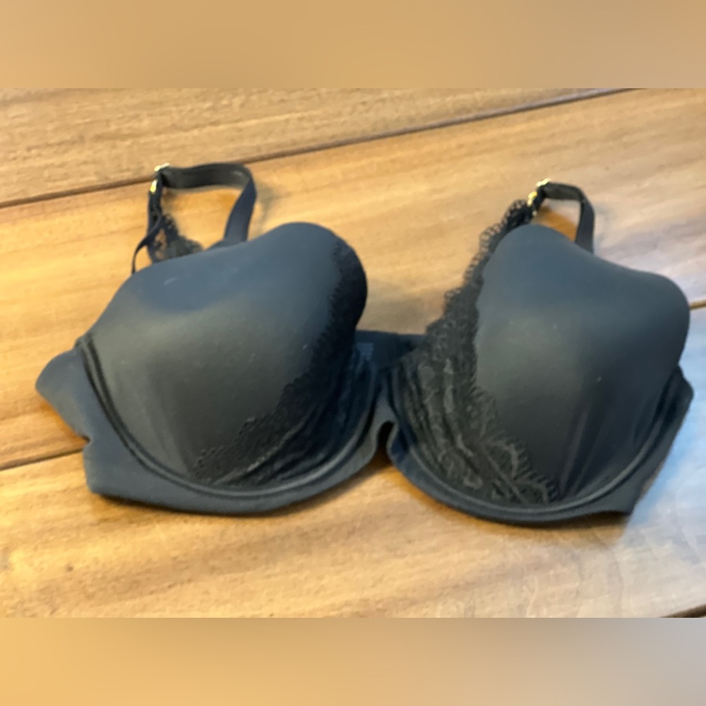 Soma Embraceable Perfect Full Coverage Black Lace Trim Bra‎